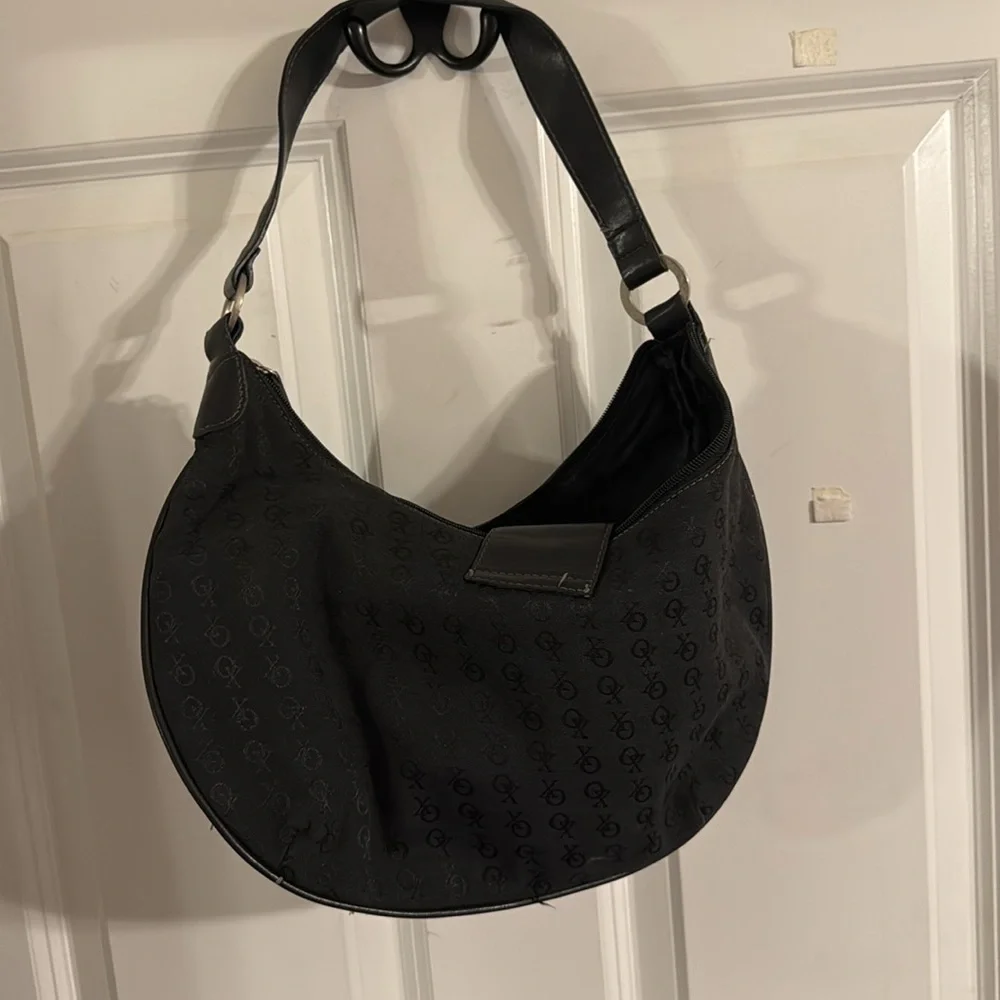 Adorable XOXO black shoulder bag - Picture 5 of 5